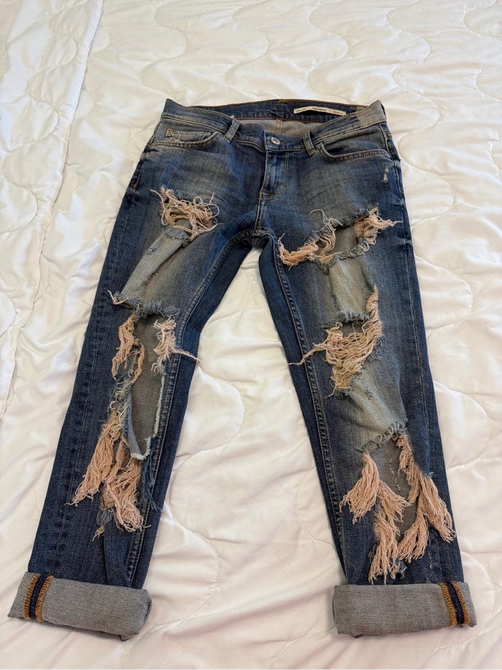Zara Distressed Dark Blue Boyfriend Jeans with Beige Frayed Accents